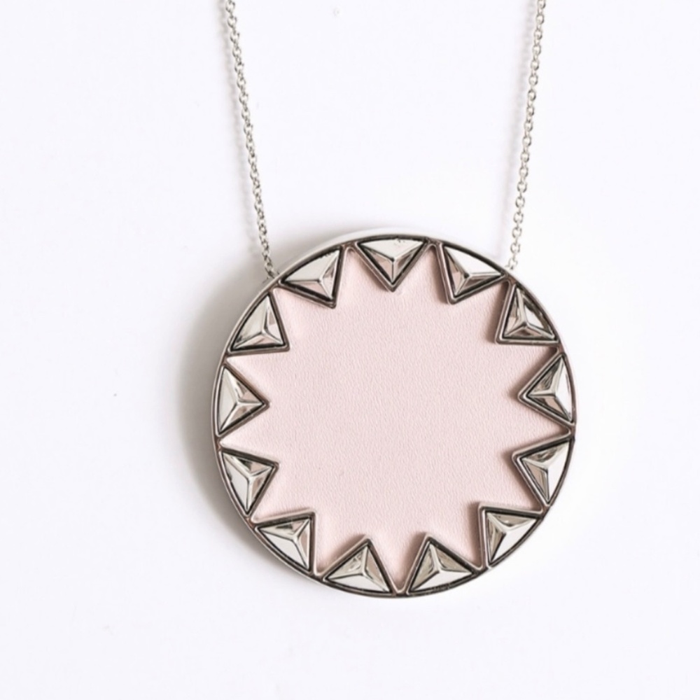 House of Harlow 1960 Silver blush Leather inset pendant necklace